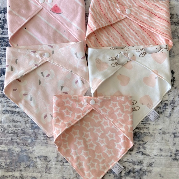 NWT BABY BANDANA BIBS - Picture 5 of 7